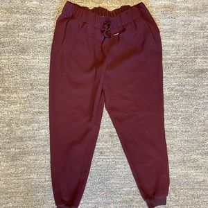 Lulu Lemon On the Fly Joggers